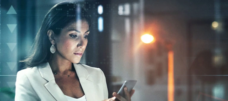 Businesswoman using a cellphone